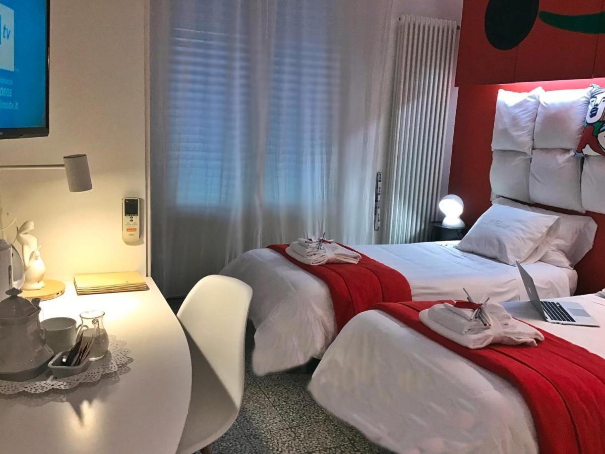 Il Piccolo Rooms Pontedera Exterior photo